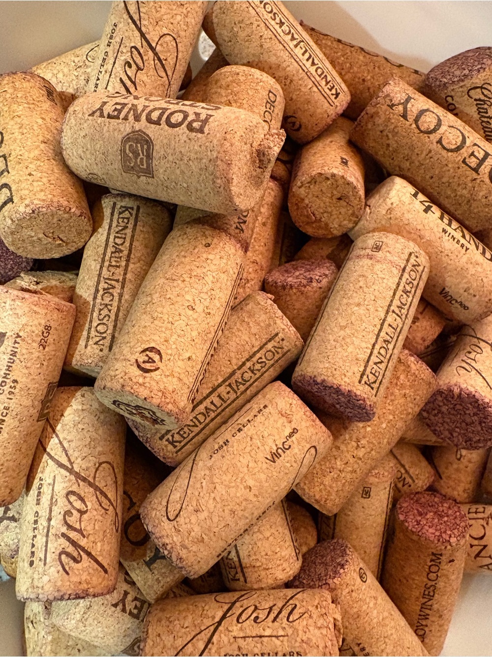 (100) Wine Corks - Natural Cork Tan